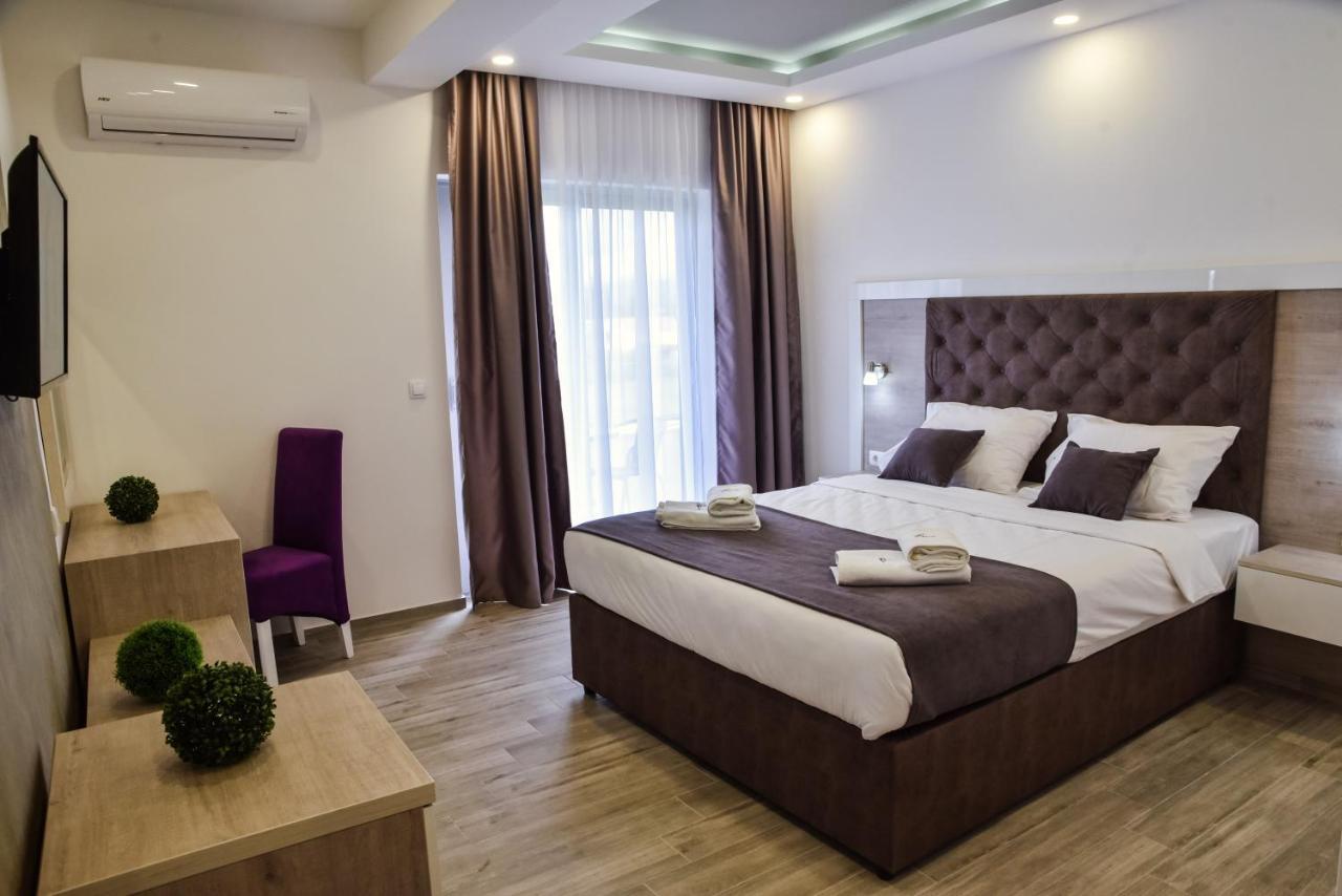 Hotel Heaven Lux Ulcinj Esterno foto