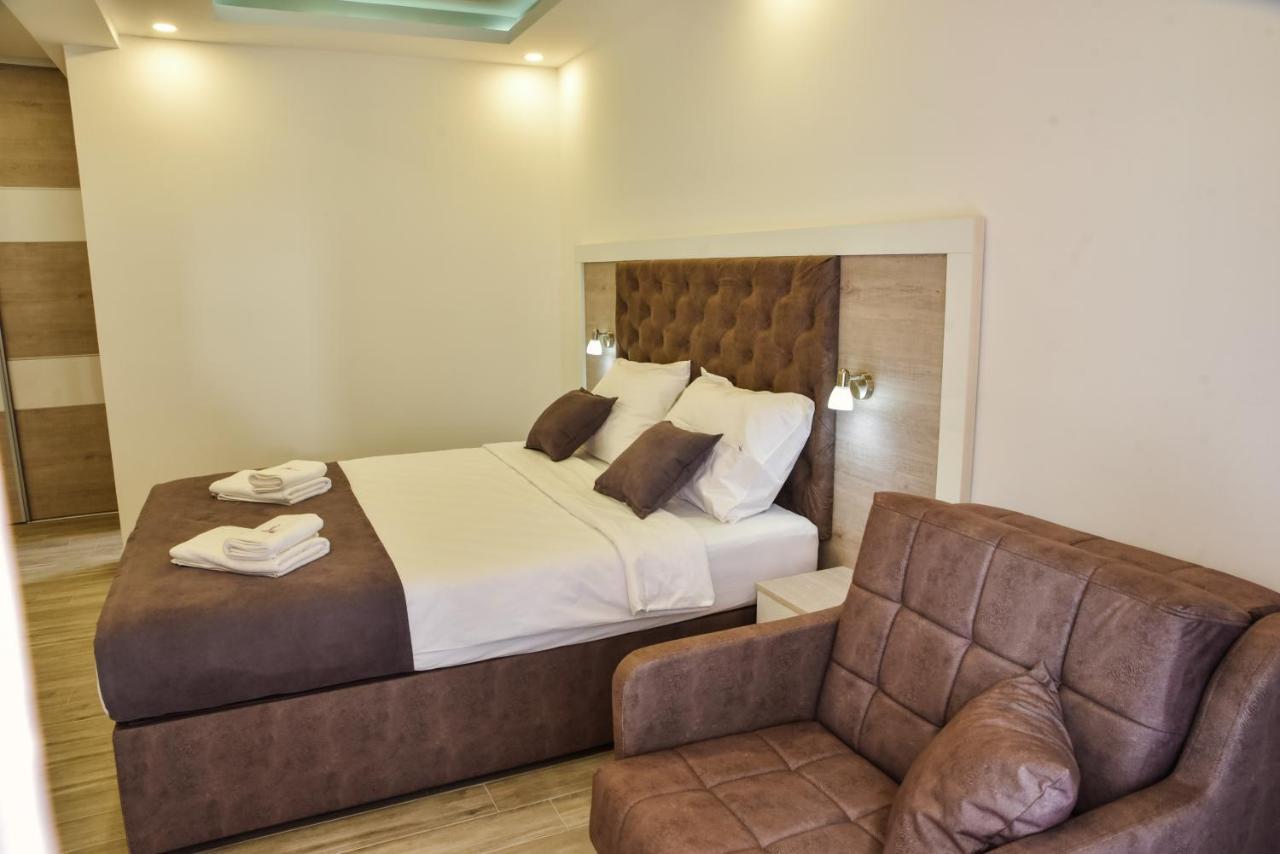 Hotel Heaven Lux Ulcinj Esterno foto