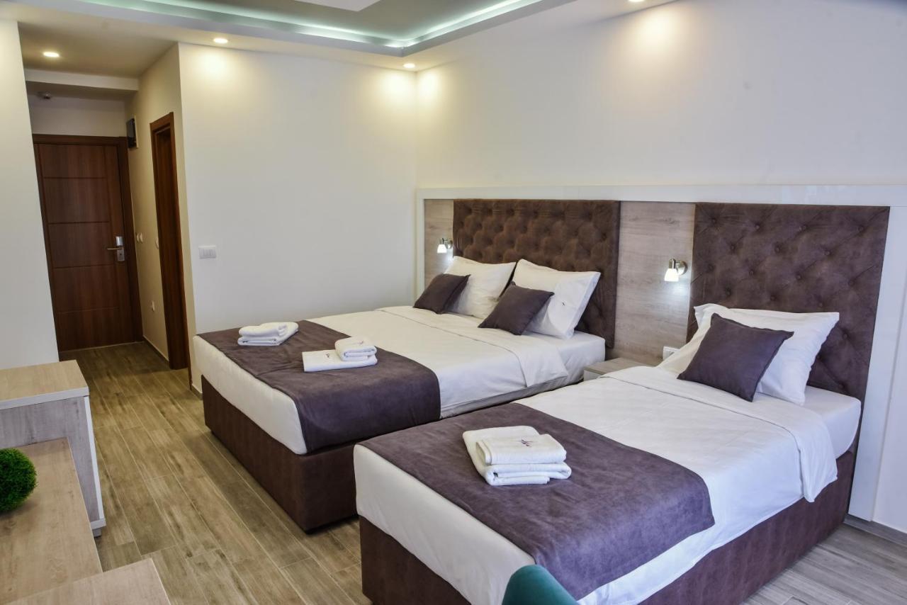 Hotel Heaven Lux Ulcinj Esterno foto