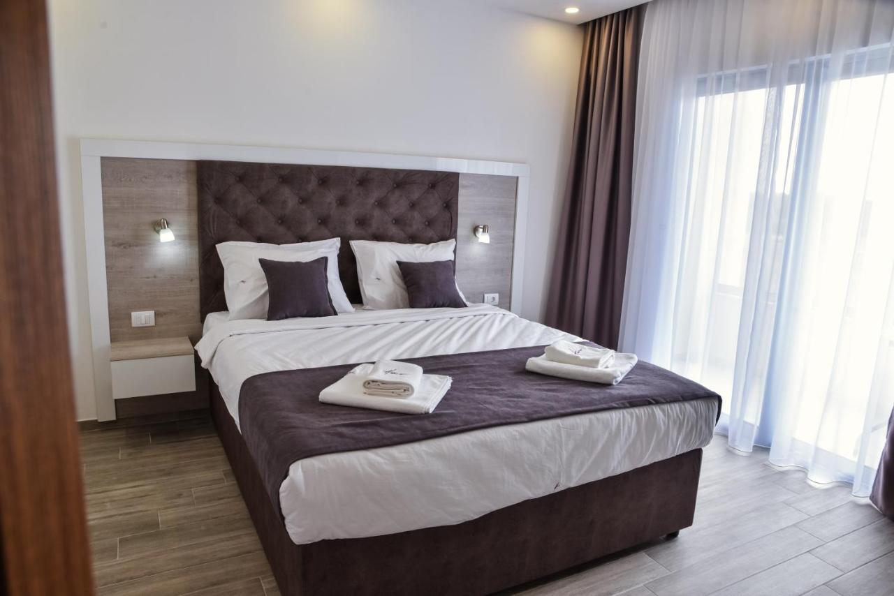 Hotel Heaven Lux Ulcinj Esterno foto