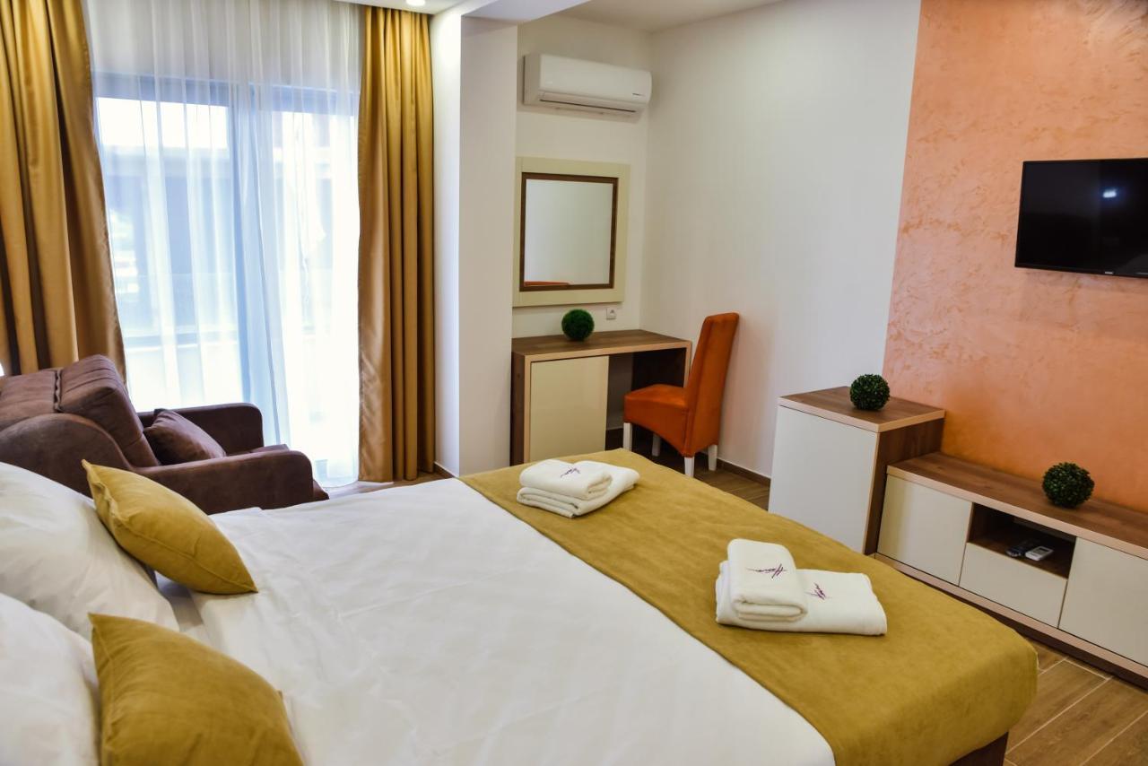 Hotel Heaven Lux Ulcinj Esterno foto