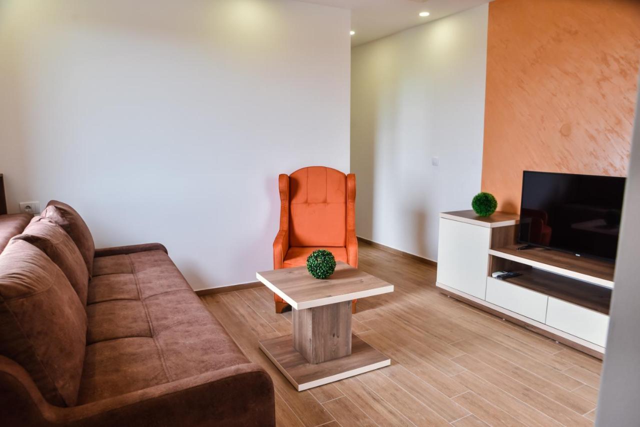 Hotel Heaven Lux Ulcinj Esterno foto