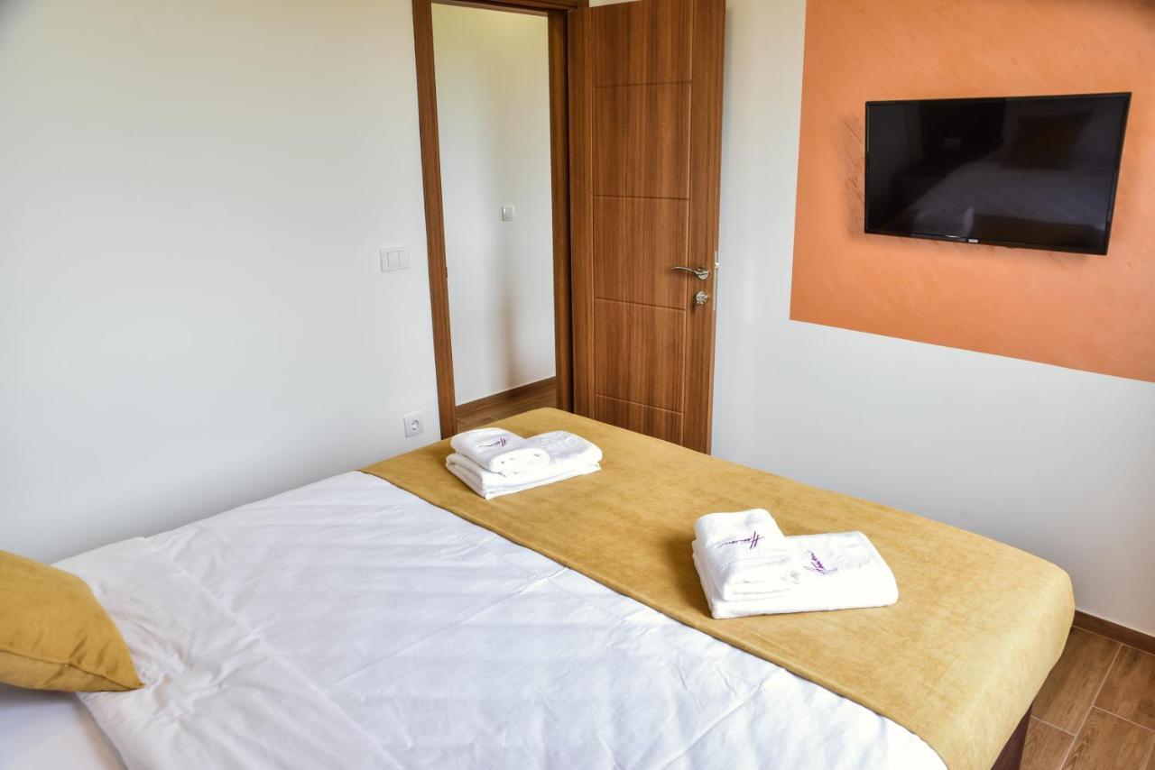Hotel Heaven Lux Ulcinj Esterno foto