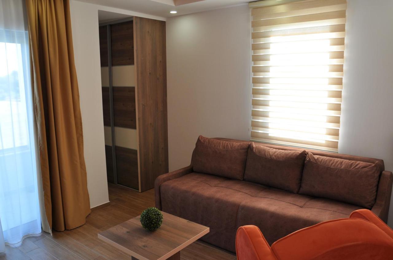Hotel Heaven Lux Ulcinj Esterno foto