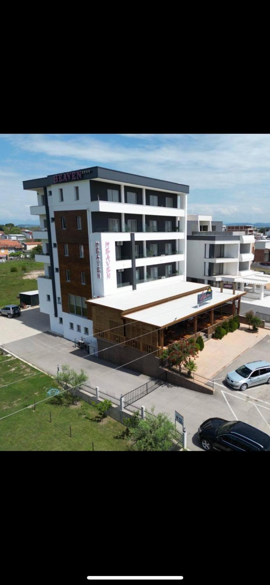 Hotel Heaven Lux Ulcinj Esterno foto